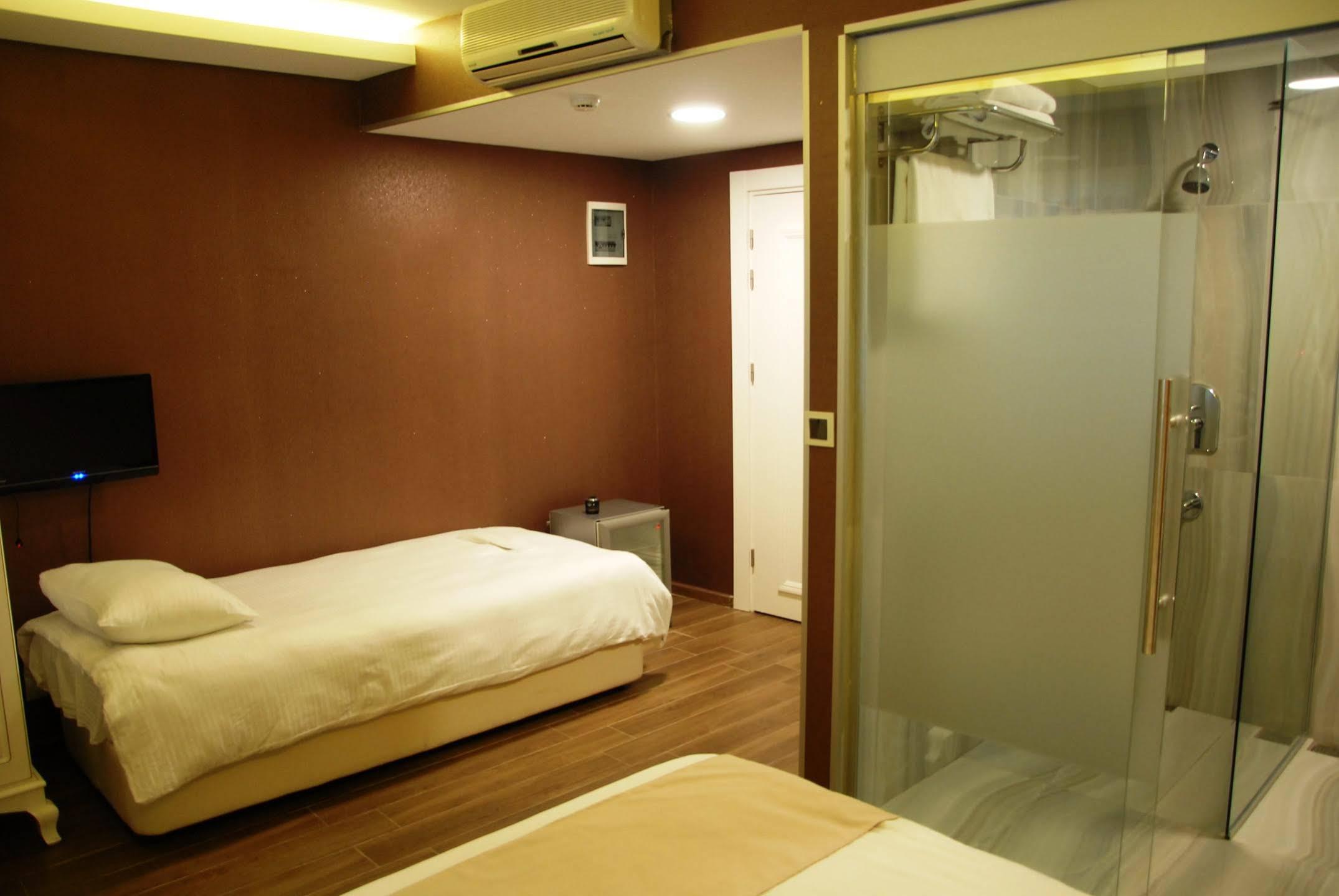 Trilye Kaplan Hotel Mudanya Extérieur photo